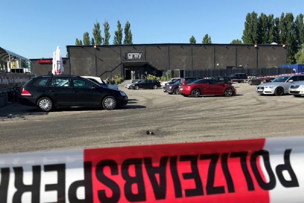 Almanya'da gece kulübünde silahlı saldırı