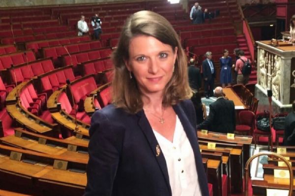 Paris'te kadın milletvekiline saldırı