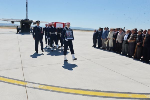 Şehit Piyade Er Akyıldız'ın cenazesi memleketine getirildi