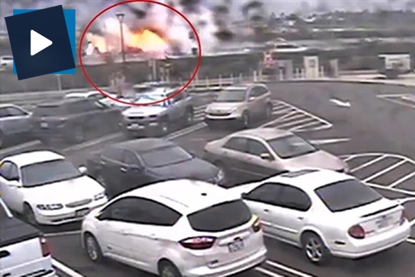 Uçak otoyola işte böyle düştü!