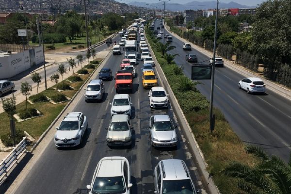 Grev İzmir ulaşımını vurdu