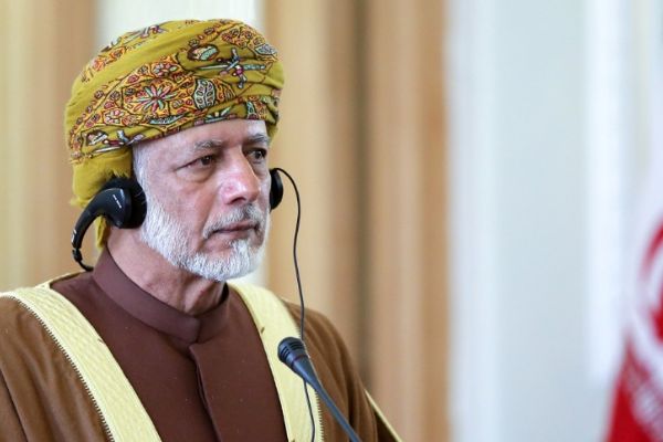 Umman Dışişleri Bakanı Alevi Kuveyt'te