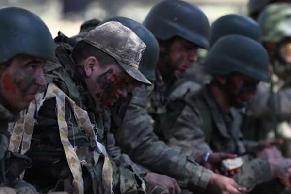 Mehmetçik yaşam mücadelesi veriyor!