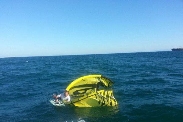 Tekirdağ'da paraşütçü denize düştü