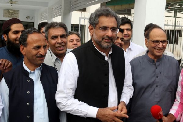 Pakistan'ın yeni başbakanı açıklandı