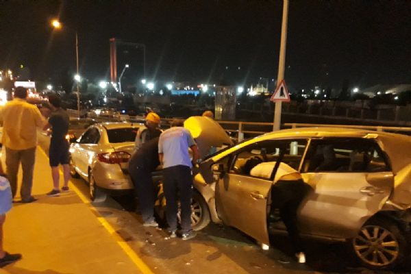 Ankara'da zincirleme trafik kazası: 1 yaralı