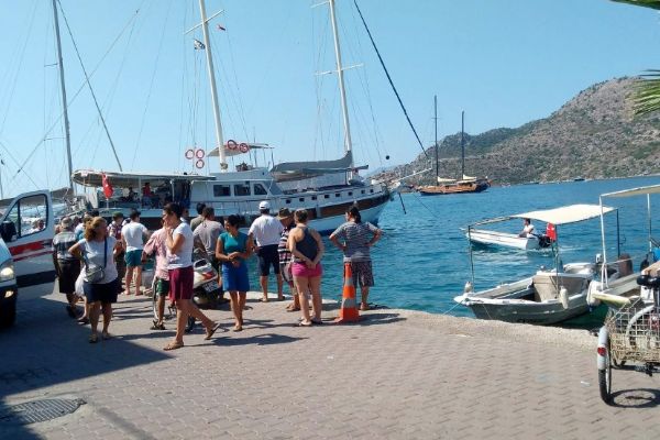 Muğla'da motor yat battı