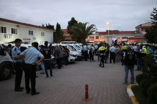 Sakarya'da 150 adrese şafak operasyonu