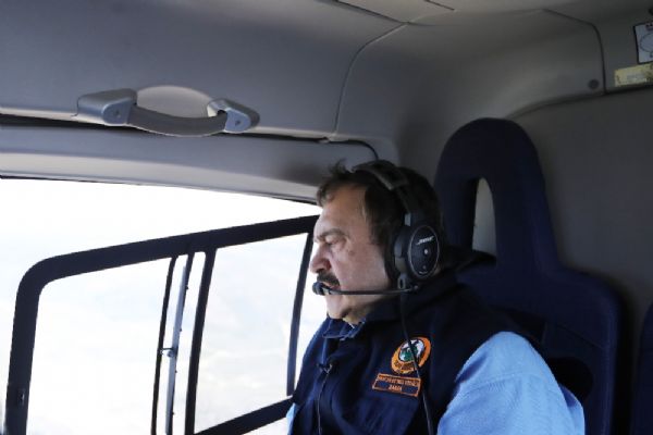 İzmir'de orman yangını: Bakan Eroğlu havadan inceledi