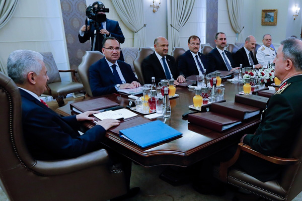 YAŞ'ta kritik terfiler!