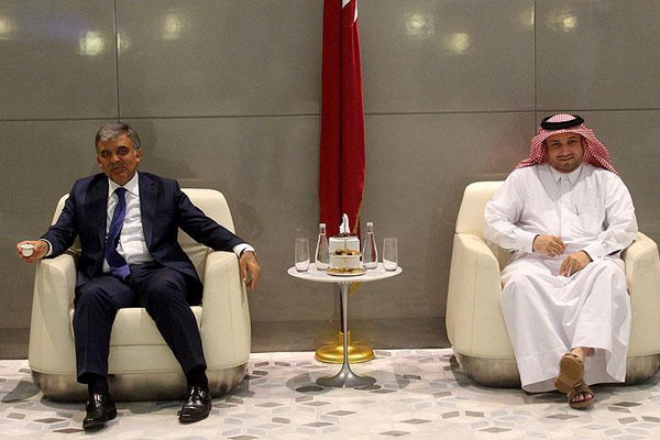 Abdullah Gül'den Katar'a ziyaret!