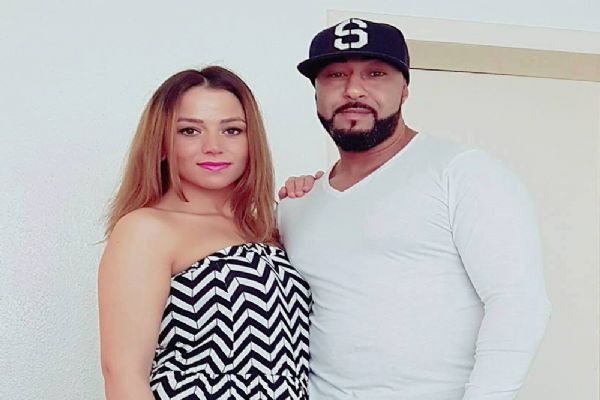 Türk kadın evinde öldürüldü