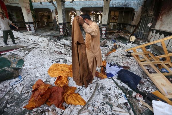 Afganistan'daki cami saldırısını DEAŞ üstlendi