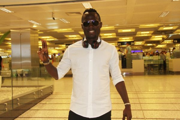 Bursaspor'un yeni transferi İstanbul'a geldi