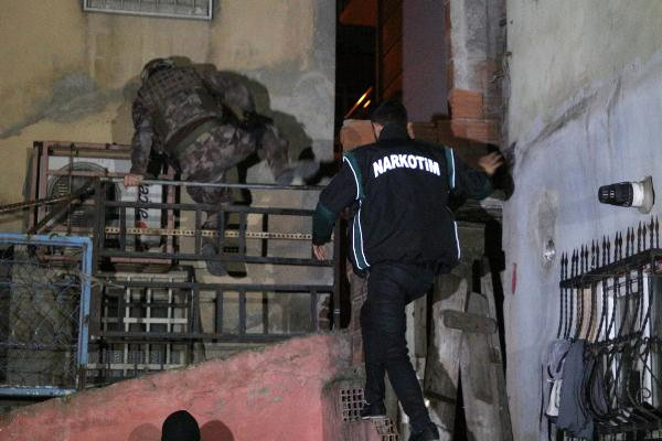 Helikopter destekli uyuşturucu operasyonu