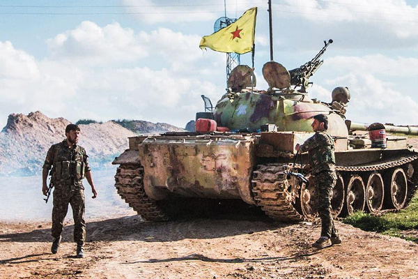 'ABD muhaliflerin silahlarını topluyor, PYD'ye veriyor'