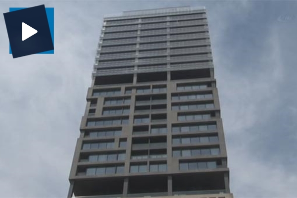 Eski bakanın kızı beş yıldızlı otelin 19. katından atladı