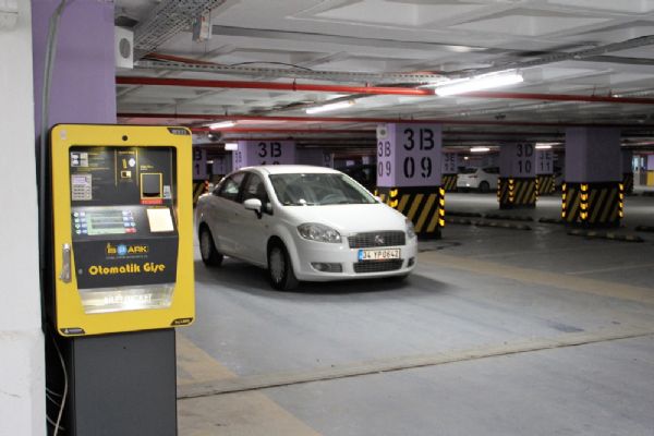 İSPARK otoparklarında İstanbulkart ile ödeme imkanı