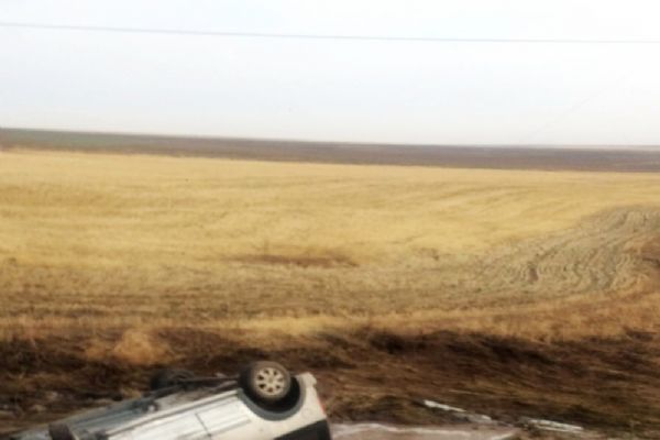 Konya'da sel suları aracı sürükledi: 5 yaralı