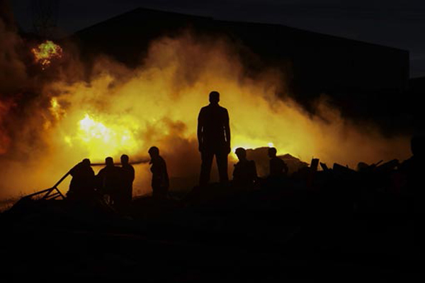 Ankara'da kağıt fabrikasında yangın çıktı