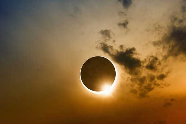 Tarihin en büyük güneş tutulması' için geri sayım başladı