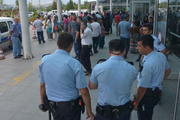 Karabük'te iki aile arasında silahlı kavga: 15 yaralı