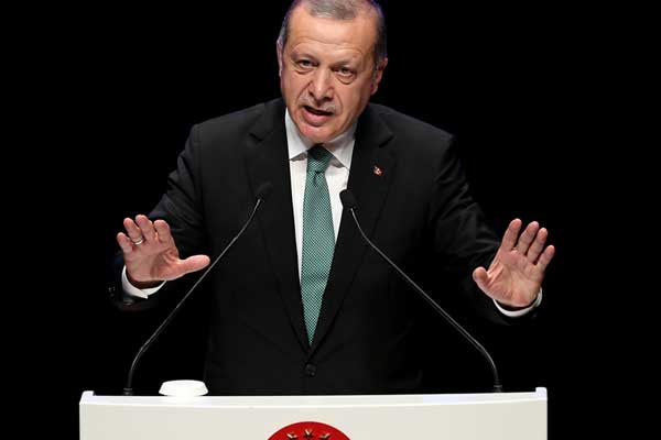 Erdoğan'dan Diyanet'e FETÖ eleştirisi!