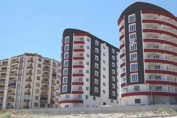 Emlakta yüksek komisyona son