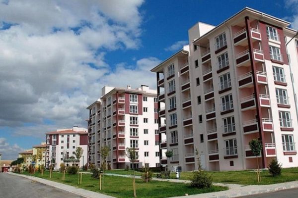 'Türkiye 2015'te sıfır binada, ikinci katta oturmayı tercih etti'