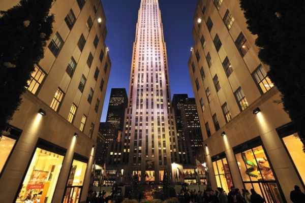 GE 30 milyar dolarlık emlak satışıyla Capital'ı daraltıyor