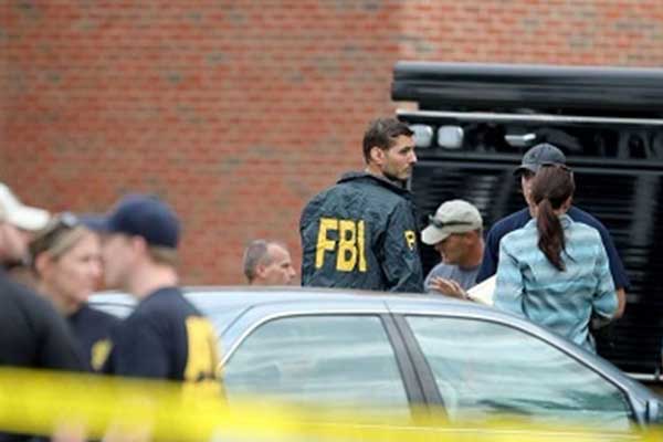 ABD'de camiye saldırdılar