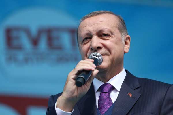 Cumhurbaşkanı Erdoğan: Dünyaya tek tip elbise ile tanıtılacaklar