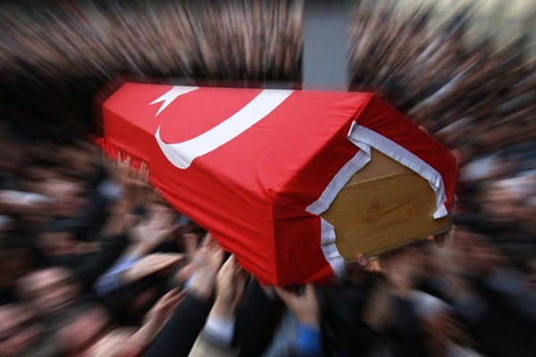 Hakkari'de çatışma: Şehit ve yaralı var