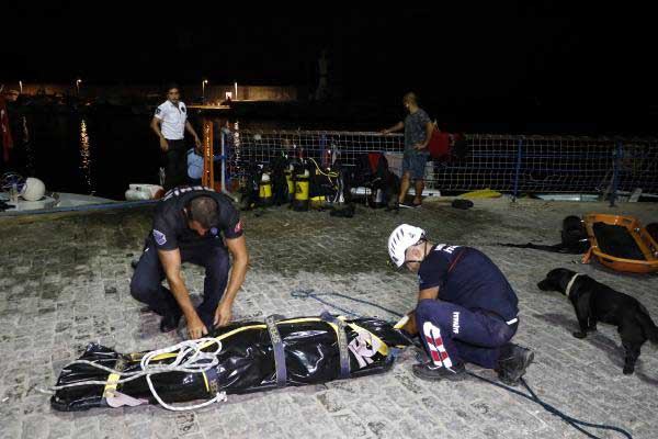 Tatil için gittiği Antalya’da falezlerden düşerek öldü