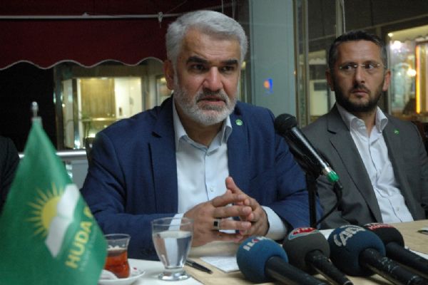 Zekeriya Yapıcıoğlu:'müftüye nikah yetkisi'ne destek