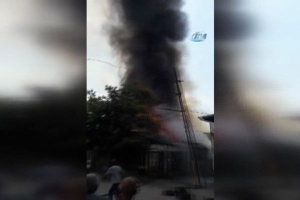 Ankara'da yangın:iş yeri küle döndü