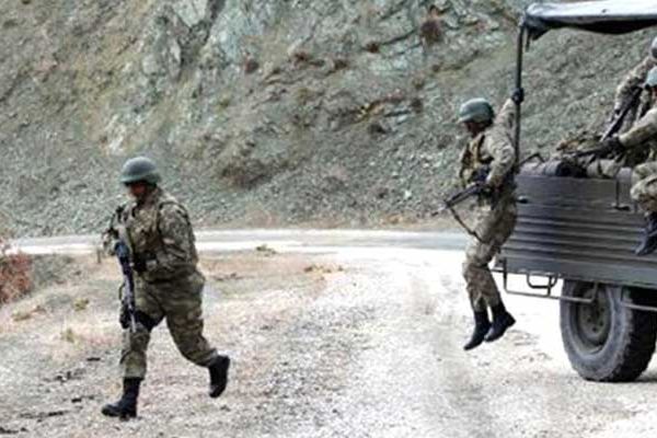 Diyarbakır'da PKK ile çatışma