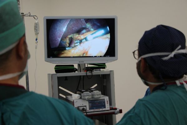 Prof. Dr. Hasan Taşçı:'Tedavi edilmeyen reflü kansere yol açabilir'