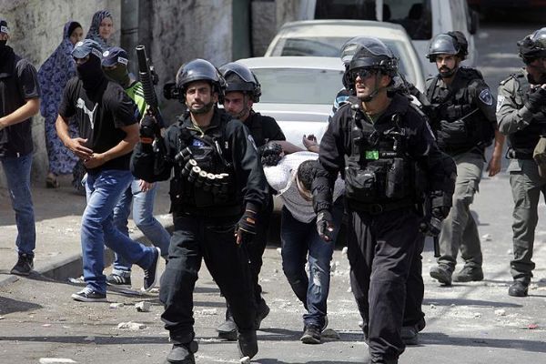 İsrail'in Filistinlilere yönelik gözaltıları sürüyor