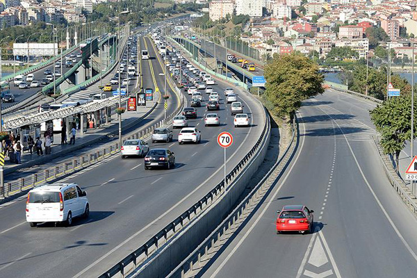 Atatürk Köprüsü trafiğe kapatılacak