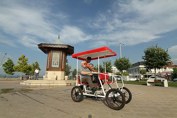 Görme engellilerin bisiklet sevinci