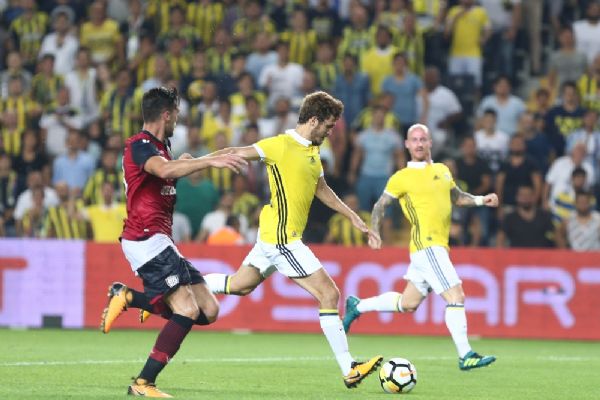 Fenerbahçe 1-0 mağlup etti