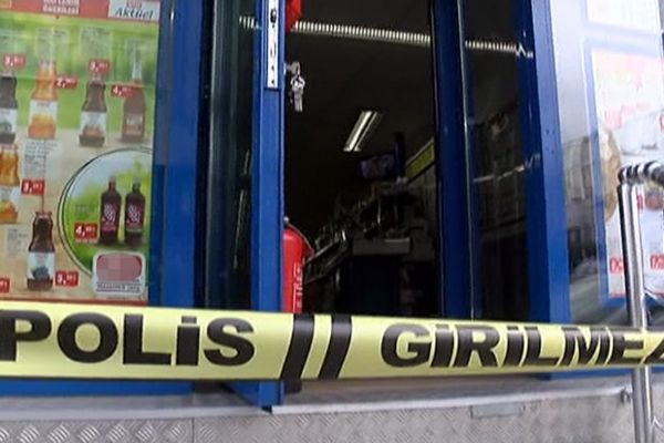 Beyoğlu'nda silahlı market soygunu