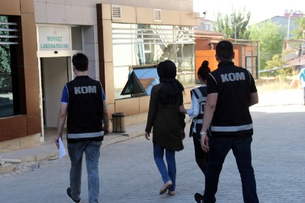 8 ilde 'ByLock' operasyonu: 18 kişi gözaltına alındı