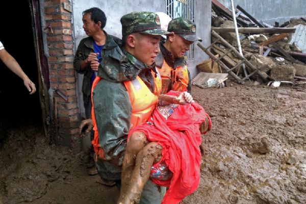 Çin'de heyelan meydana geldi: 23 ölü