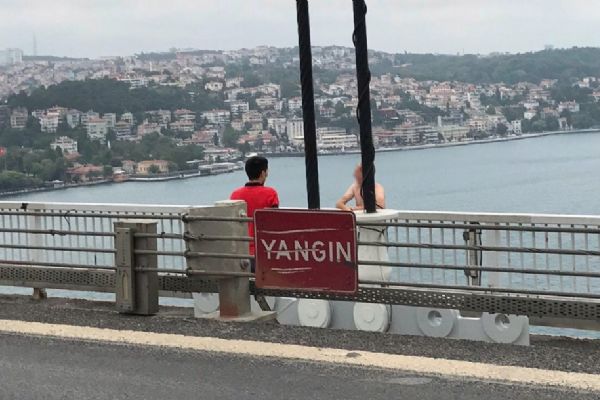 Fatih Sultan Mehmet Köprüsü'nden ölüme atladı