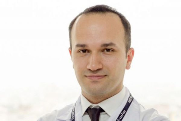 Op. Dr. Murat Koç:Yanlış yüzme kulağa zarar veriyor
