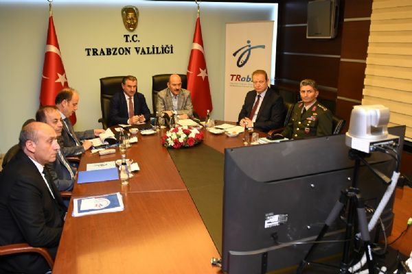 Osman Aşkın Bak:'Bu sorunu sadece bakanlıklarla çözemeyiz'