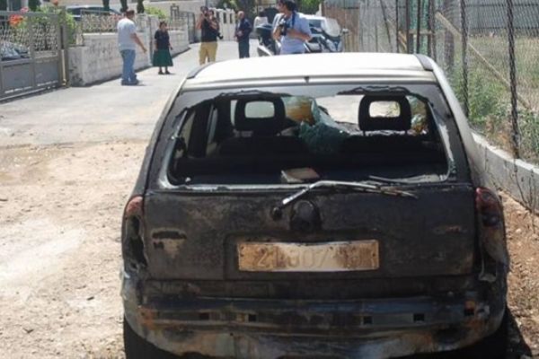 Yahudiler Filistinlilerin araçlarını yaktı