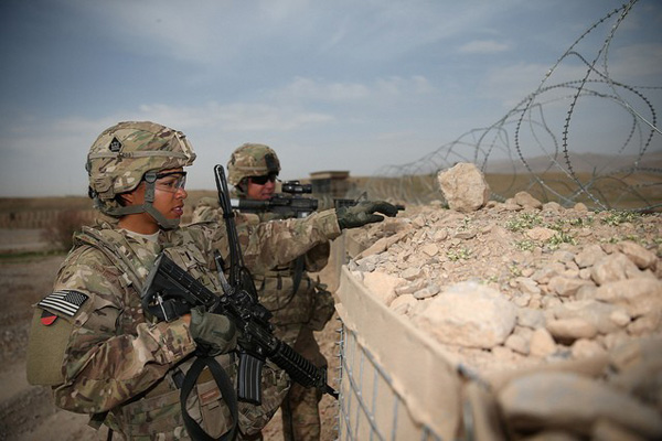 ABD üssünde çalışan kadınlara saldırı